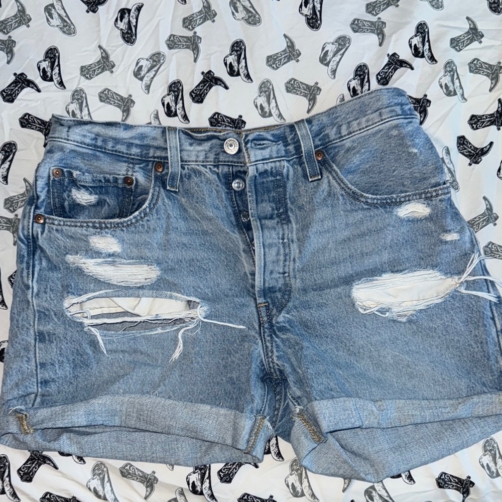 Levi distressed Blue Denim Shorts